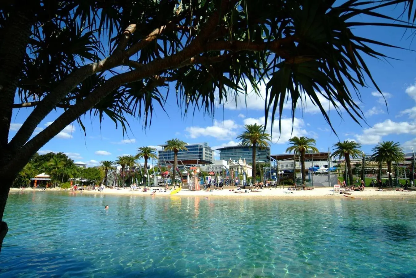 Apartament Mountain Views, King Bed, Pool, Gym & Car Park Brisbane Australia