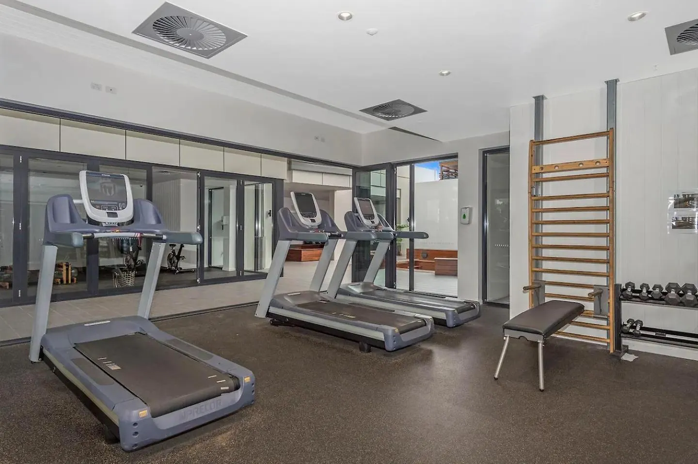 דירות בריסביין Mountain Views, King Bed, Pool, Gym & Car Park 0*,